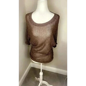 Express Women's XS Bronze‎ Shimmer 3/4 Sleeve Scoop Neck Blouse